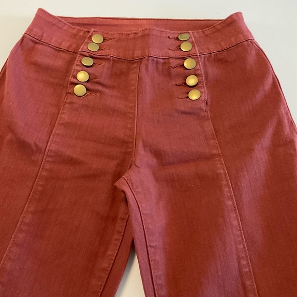 Forever 21 Highwaist Flare Leg Maroon Jeans Double Button Front Faded Spot Sz 26 - Picture 2 of 14